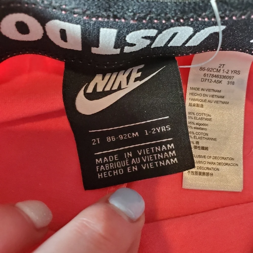 NWT Nike Pink Nebula Toddler Girl Leggings Size 2T Pink and White